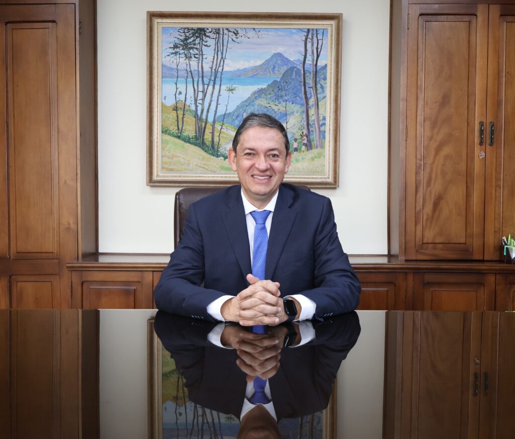 Mario Alberto Naranjo Echeverri | GUATEMALA